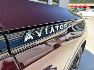 2022 Lincoln Aviator, $44990. Photo 9