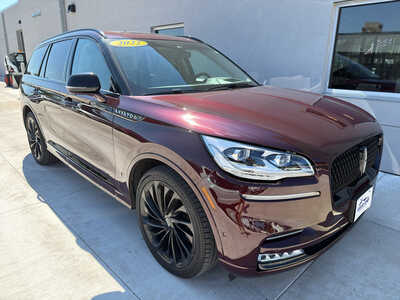2022 Lincoln Aviator, $44990. Photo 1
