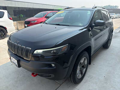 2019 Jeep Cherokee, $19250. Photo 3