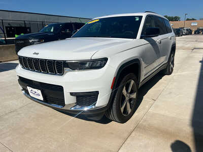 2024 Jeep Grand Cherokee L, $37990. Photo 1