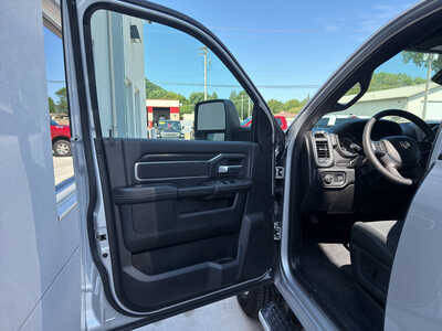2026 RAM 2500 Crew Cab, $45250. Photo 11