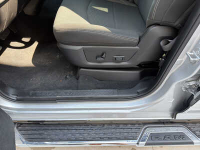 2026 RAM 2500 Crew Cab, $45250. Photo 12