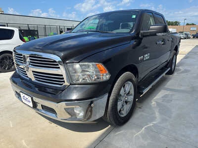 2018 RAM 1500 Crew Cab, $20990. Photo 3