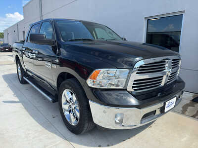 2018 RAM 1500 Crew Cab, $20990. Photo 1