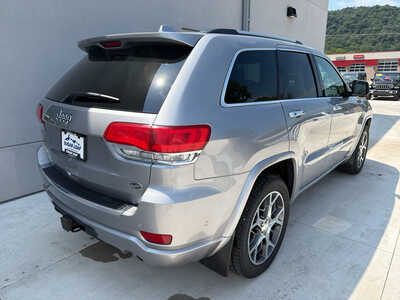 2019 Jeep Grand Cherokee, $24250. Photo 6