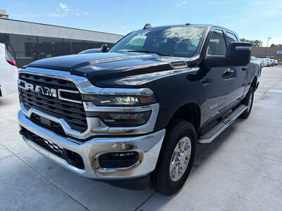 2026 RAM 2500 Crew Cab, $45250. Photo 3