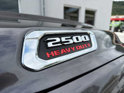 2026 RAM 2500 Crew Cab, $45250. Photo 9