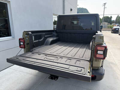 2026 Jeep Gladiator, $47698. Photo 11