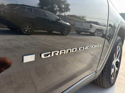 2023 Jeep Grand Cherokee L, $34990. Photo 9
