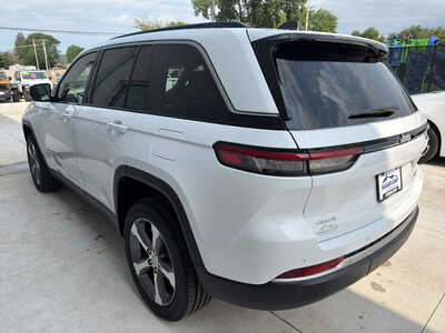 2026 Jeep Grand Cherokee, $43035. Photo 4
