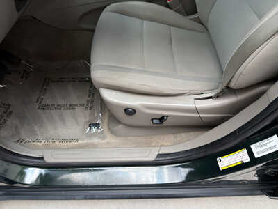 2011 Jeep Grand Cherokee, $7850. Photo 12