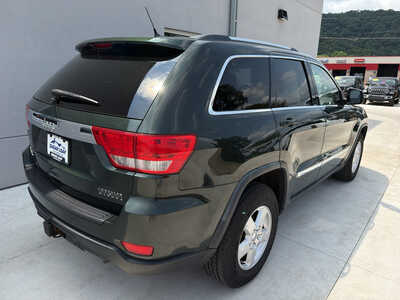 2011 Jeep Grand Cherokee, $7850. Photo 6
