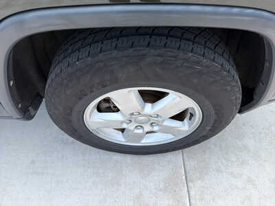 2011 Jeep Grand Cherokee, $7850. Photo 8