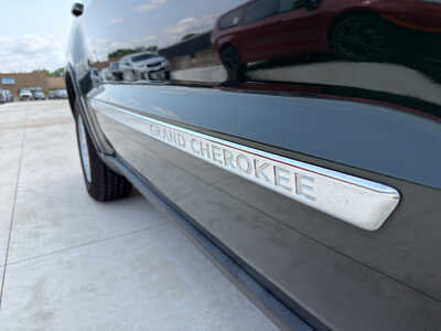 2011 Jeep Grand Cherokee, $7850. Photo 9