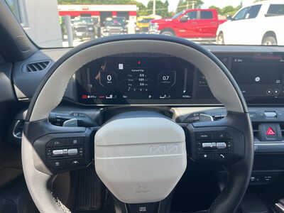 2025 Kia K4, $25990. Photo 3