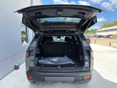 2026 Jeep Cherokee, $37810. Photo 8