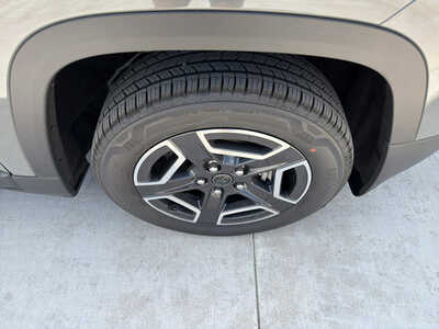 2026 Jeep Cherokee, $37810. Photo 9