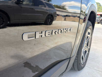 2026 Jeep Cherokee, $37585. Photo 10