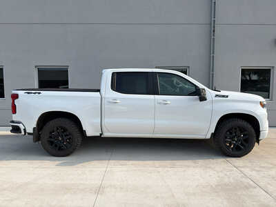 2025 Chevrolet 1500 Crew Cab, $45850. Photo 7