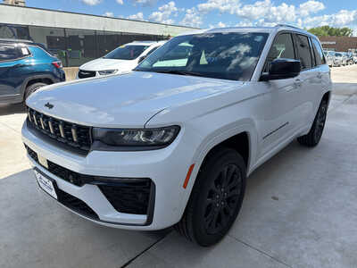 2026 Jeep Grand Cherokee, $54905. Photo 3