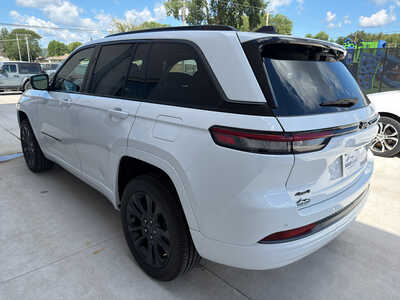 2026 Jeep Grand Cherokee, $54905. Photo 4