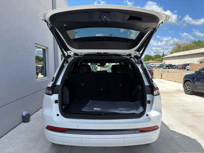 2026 Jeep Grand Cherokee, $47414. Photo 8