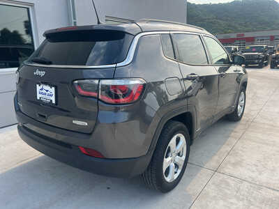2019 Jeep Compass, $17990. Photo 3