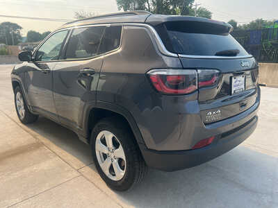 2019 Jeep Compass, $17990. Photo 5