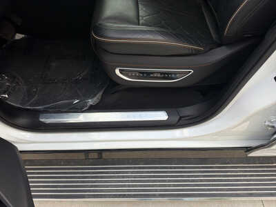 2024 Jeep Grand Wagoneer, $63850. Photo 12
