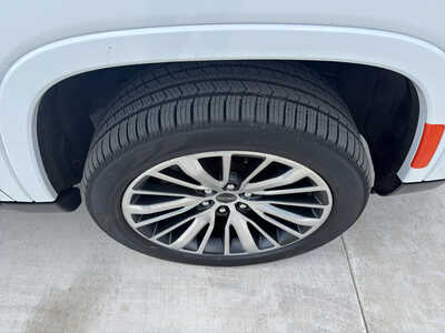 2024 Jeep Grand Wagoneer, $63850. Photo 9