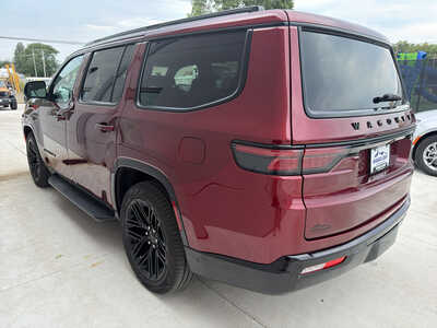 2024 Jeep Wagoneer, $57950. Photo 4
