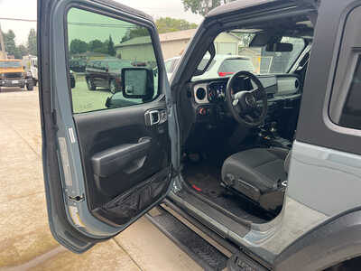 2024 Jeep Wrangler, $33850. Photo 8