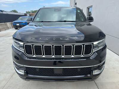 2024 Jeep Wagoneer, $43950. Photo 2