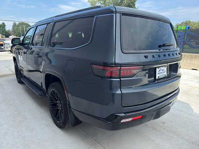 2024 Jeep Wagoneer, $55950. Photo 4