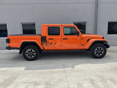 2025 Jeep Gladiator, $42850. Photo 7