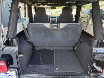 2006 Jeep Wrangler Unlimited, $12990. Photo 11
