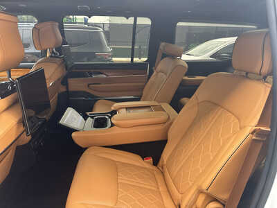 2022 Jeep Grand Wagoneer, $49990. Photo 6