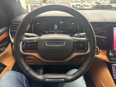 2022 Jeep Grand Wagoneer, $49990. Photo 9