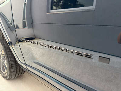 2026 Jeep Grand Cherokee, $48630. Photo 9