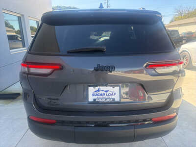 2022 Jeep Grand Cherokee L, $27200. Photo 4