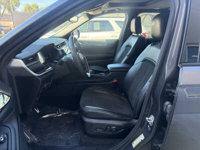 2022 Jeep Grand Cherokee L, $27200. Photo 7