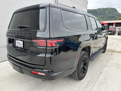 2025 Jeep Wagoneer, $57250. Photo 6