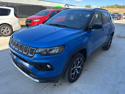 2025 Jeep Compass, $24300. Photo 3