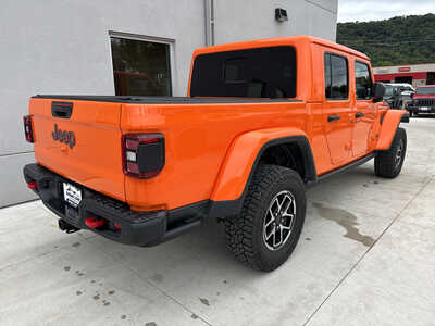 2025 Jeep Gladiator, $45250. Photo 6