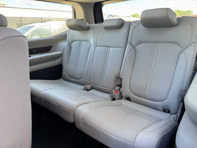 2023 Jeep Wagoneer, $50600. Photo 12