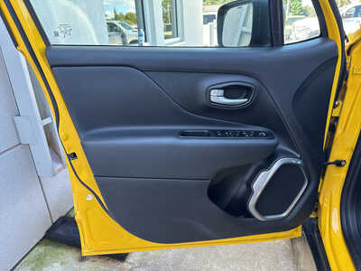 2023 Jeep Renegade, $18600. Photo 12