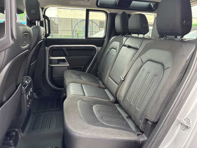 2020 Land Rover Defender, $34990. Photo 11