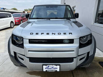 2020 Land Rover Defender, $34990. Photo 2
