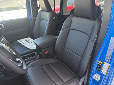 2027 Jeep Wrangler, $53445. Photo 8
