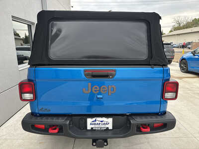 2021 Jeep Gladiator, $34990. Photo 5